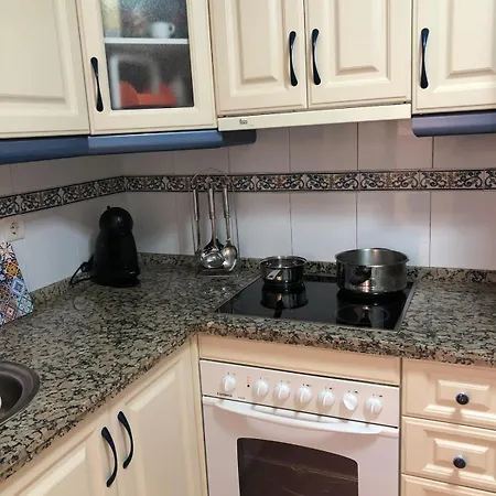 Appartement Bonito Con Jardin, Piscina Y Aparcamiento Gratuito *